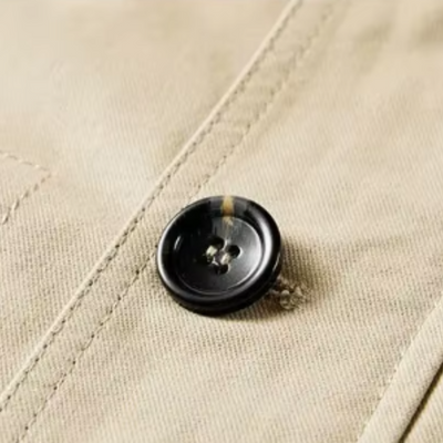 Elegante Jacke mit mehreren Taschen