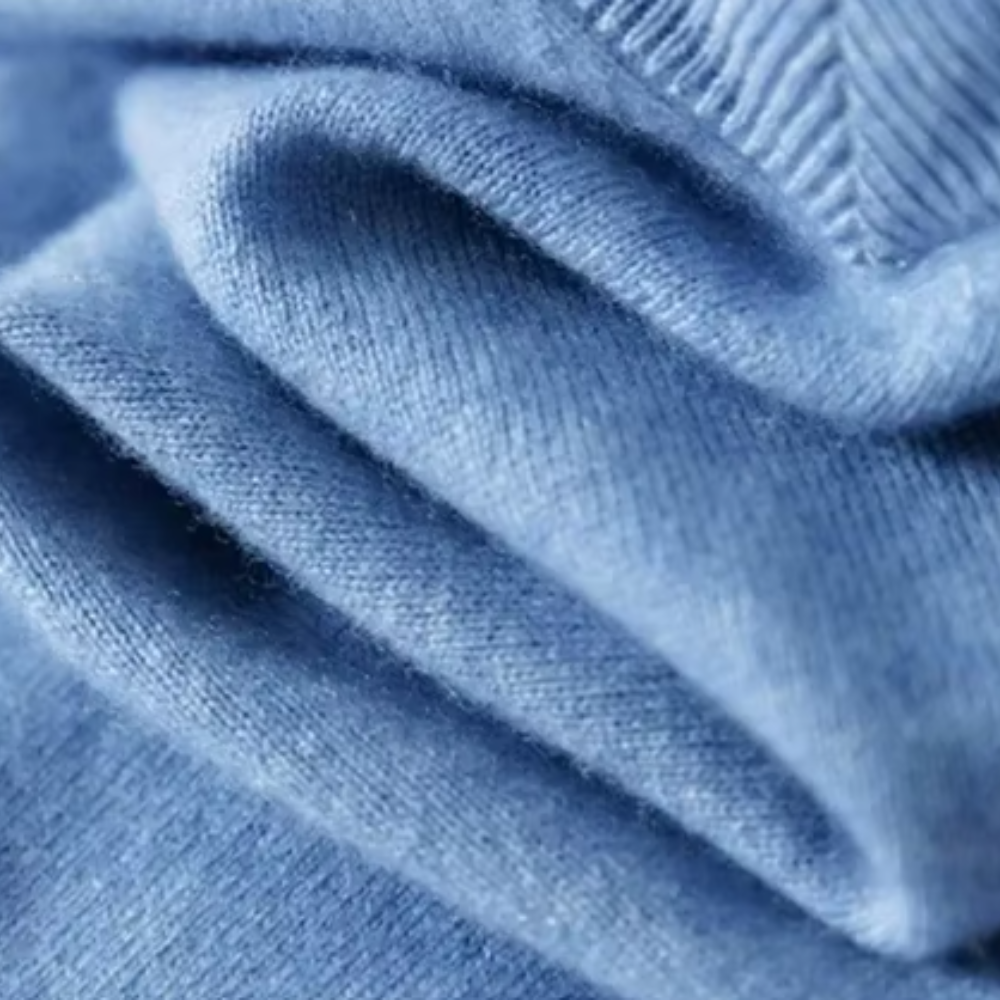 Eleganter Pullover mit V-Ausschnitt