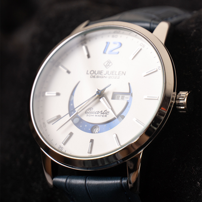 Elegante Uhr mit Mondphase