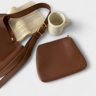 Lora. – Elegante Lederschultertasche